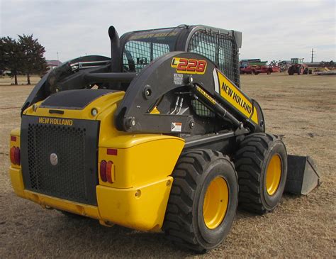 specs on a 2016 new holland l228 skid steer|new holland l228 reviews.